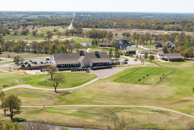 2297 Summit Circle, Blanchard, OK 73010