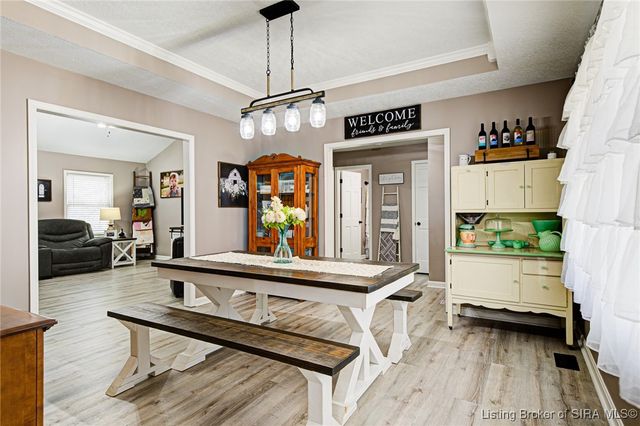 201 Slate Run Drive, Henryville, IN 47126