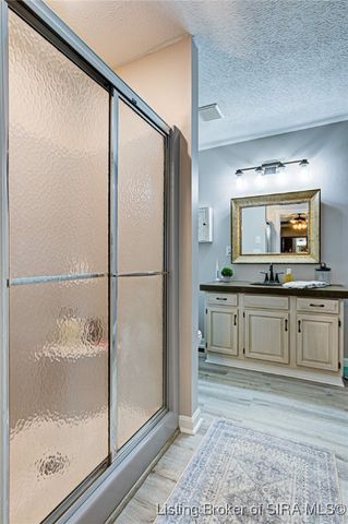 201 Slate Run Drive, Henryville, IN 47126