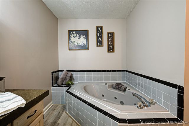 201 Slate Run Drive, Henryville, IN 47126