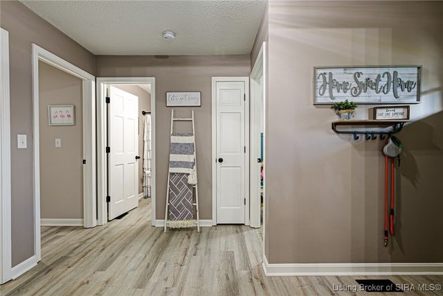 201 Slate Run Drive, Henryville, IN 47126