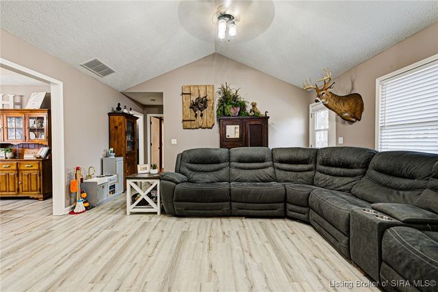 201 Slate Run Drive, Henryville, IN 47126