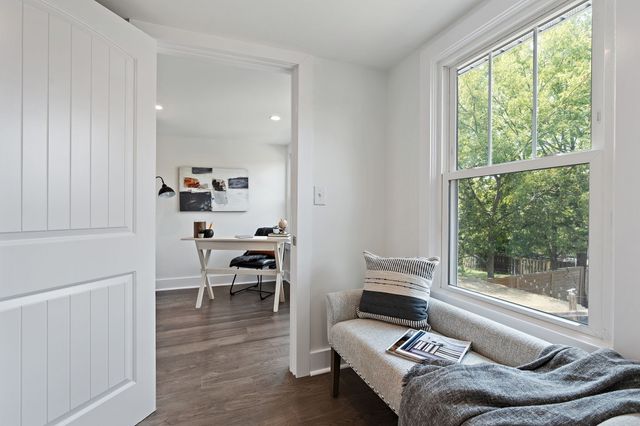 1106 Pennock Ave, Nashville, TN 37207