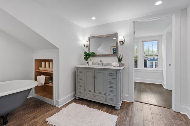 1106 Pennock Ave, Nashville, TN 37207