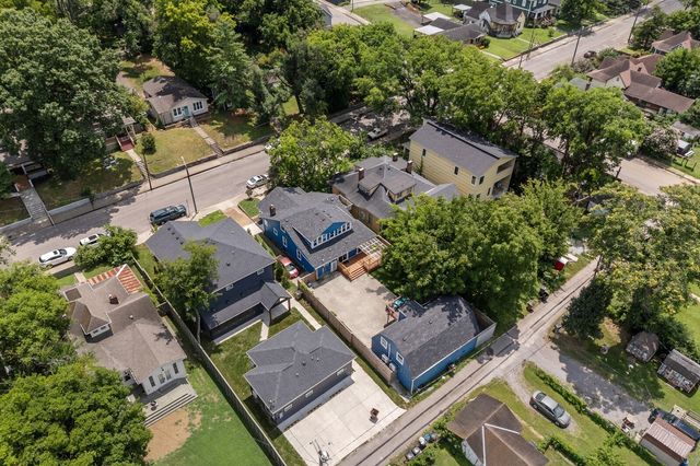 1106 Pennock Ave, Nashville, TN 37207