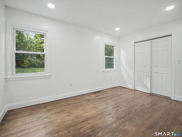 275 West Main Street, Chester, CT 06412