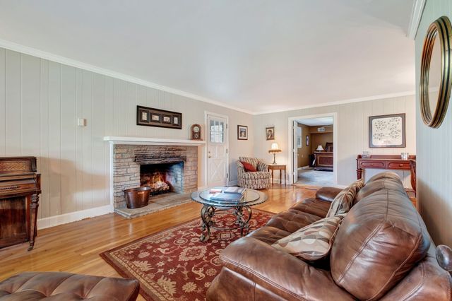 1693 Coles Ferry Pike, Lebanon, TN 37087