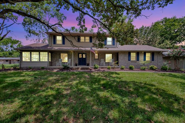 1693 Coles Ferry Pike, Lebanon, TN 37087