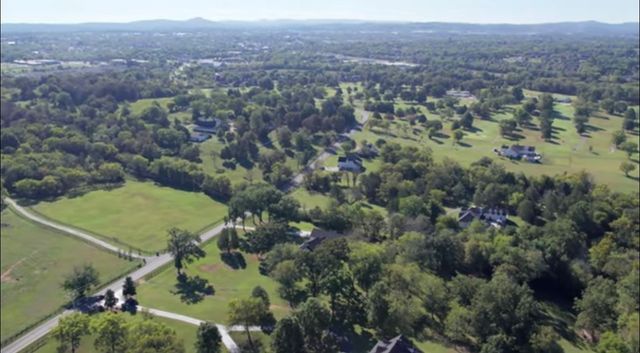 1693 Coles Ferry Pike, Lebanon, TN 37087