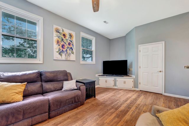 1693 Coles Ferry Pike, Lebanon, TN 37087