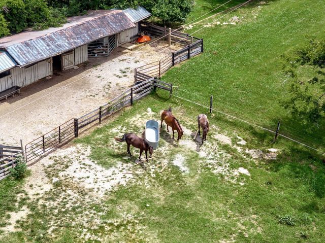 1693 Coles Ferry Pike, Lebanon, TN 37087