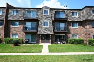 9381 Bay Colony Drive 3S, Des Plaines, IL 60016
