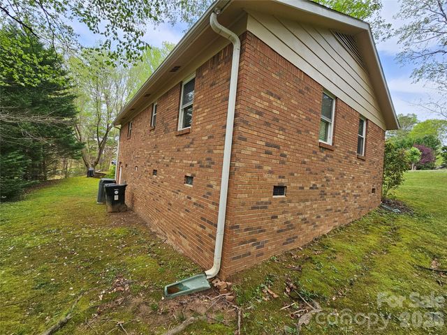 1982 Old Farm Road SE, Concord, NC 28025