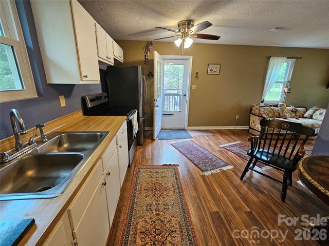 1982 Old Farm Road SE, Concord, NC 28025