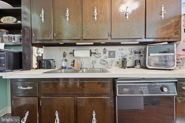 6160 CHARLES ST, Philadelphia, PA 19135