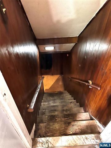 27 Melmore Gardens, East Orange, NJ 07017