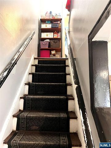 27 Melmore Gardens, East Orange, NJ 07017