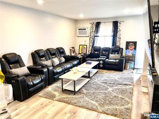 27 Melmore Gardens, East Orange, NJ 07017