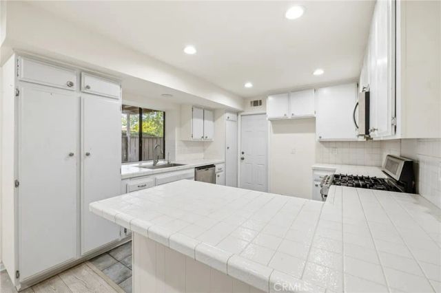 4502 Lubbock D, Simi Valley, CA 93063