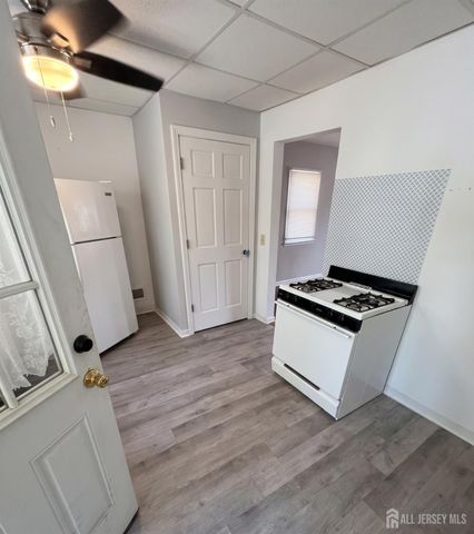 40-42 Moffett Street, Fords, NJ 08863