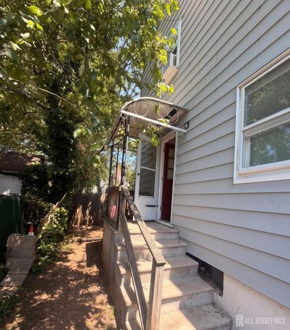 40-42 Moffett Street, Fords, NJ 08863