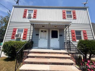 40-42 Moffett Street, Fords, NJ 08863