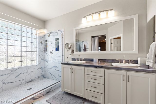 194 Glenbrook Estates Drive, Las Vegas, NV 89183