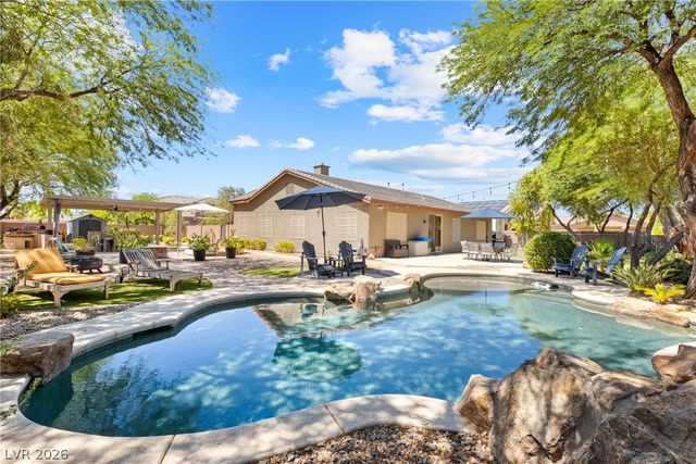 194 Glenbrook Estates Drive, Las Vegas, NV 89183