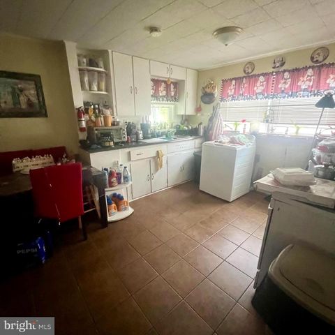 520 GILMORE ST, Vineland, NJ 08360