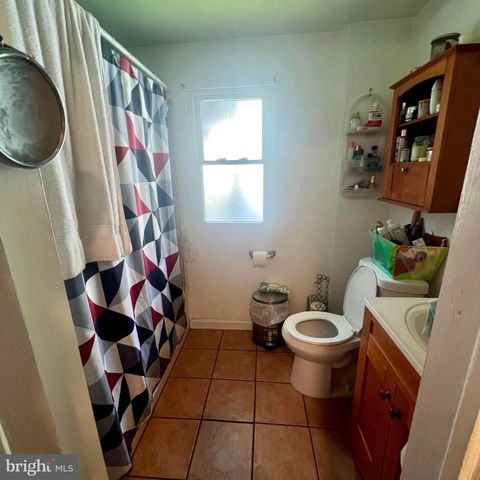 520 GILMORE ST, Vineland, NJ 08360