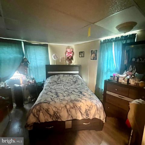 520 GILMORE ST, Vineland, NJ 08360