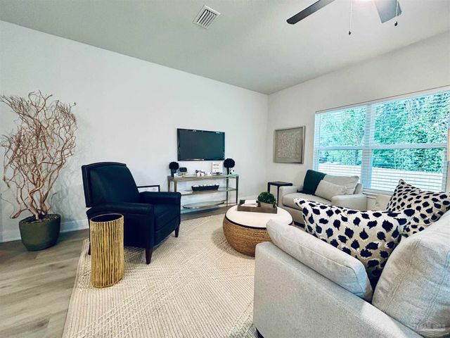 7067 Cedar Grove Rd 5A, Pensacola, FL 32504