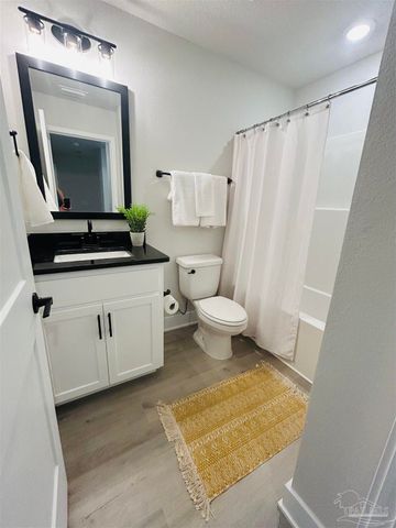 7067 Cedar Grove Rd 5A, Pensacola, FL 32504