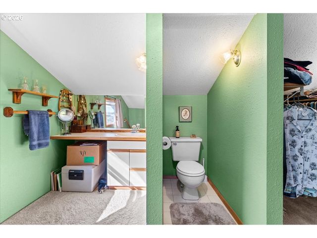 2956 Ne 34TH Ave, Portland, OR 97212
