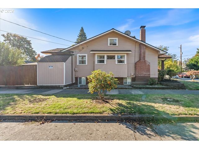 2956 Ne 34TH Ave, Portland, OR 97212