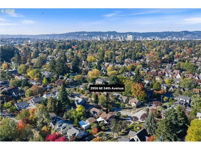 2956 Ne 34TH Ave, Portland, OR 97212