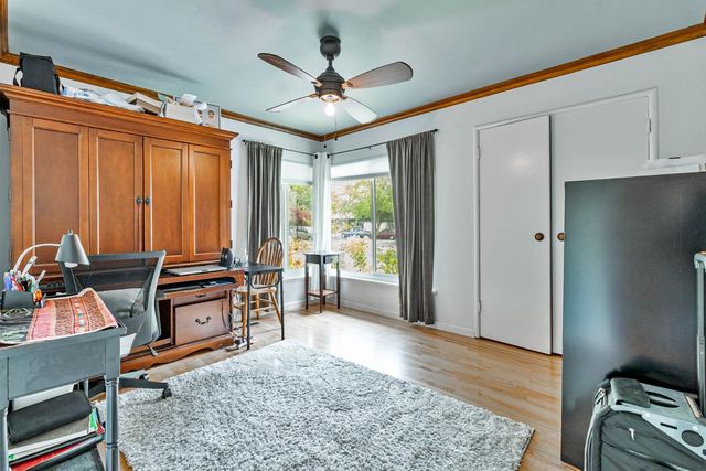 218 W Fountain Way, Fresno, CA 93705