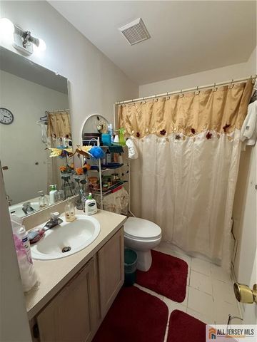 1008 Stony Brook Way, North Brunswick, NJ 08902