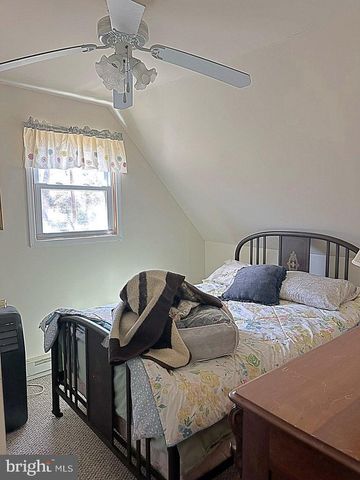 134 WYALUSING DR, Pocono Lake, PA 18347