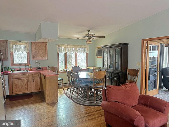 134 WYALUSING DR, Pocono Lake, PA 18347