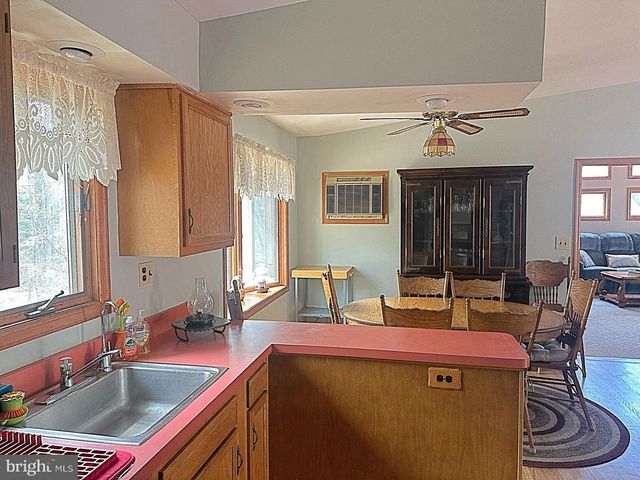 134 WYALUSING DR, Pocono Lake, PA 18347