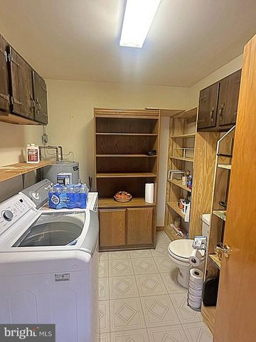 134 WYALUSING DR, Pocono Lake, PA 18347