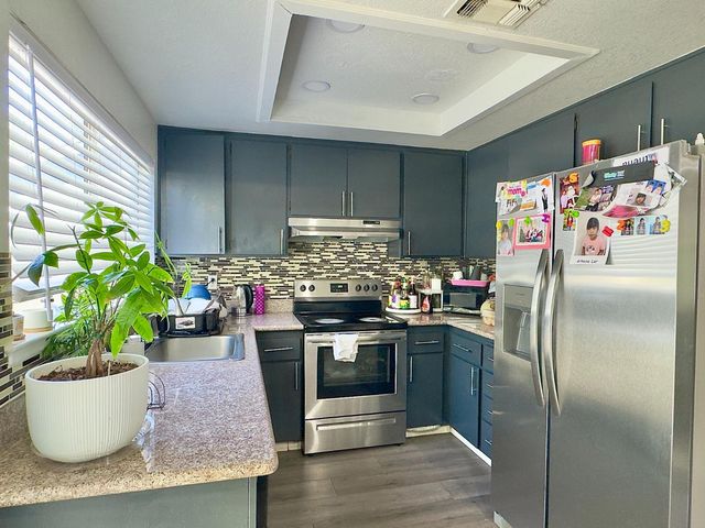 5813 Bamford Dr, Sacramento, CA 95823