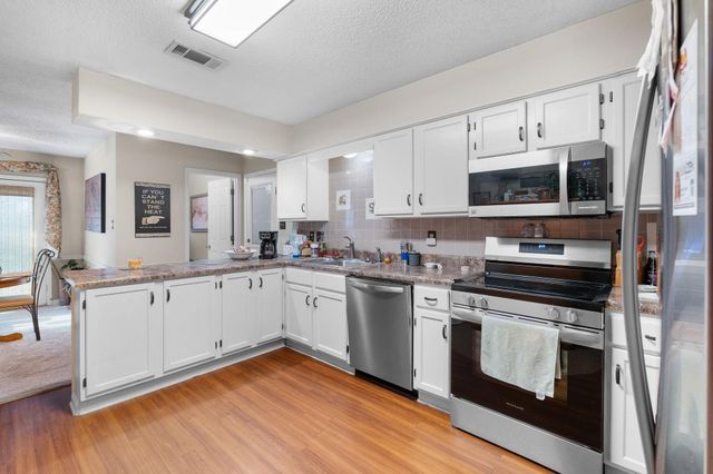 8940 GLENDALE CV, Cordova, TN 38018