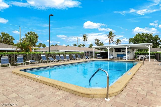 91 Glades BLVD 1652, Naples, FL 34112