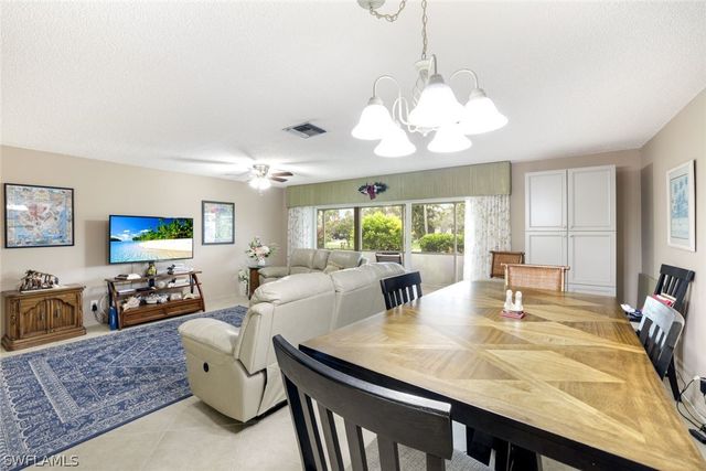 91 Glades BLVD 1652, Naples, FL 34112