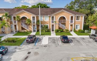 7050 NW 177th St 108-11, Hialeah, FL 33015