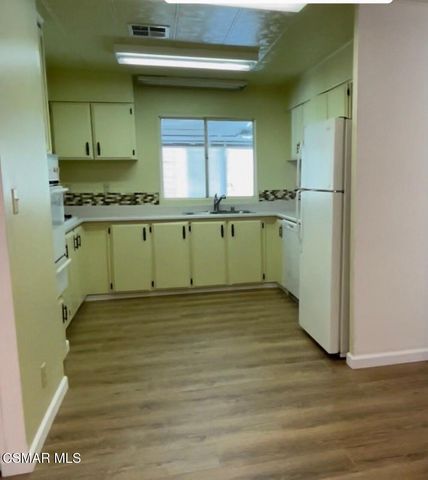 4160 Petit Drive 39, Oxnard, CA 93033