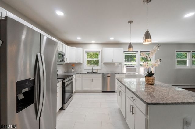 102 Andover Sparta Rd, Andover Twp., NJ 07860