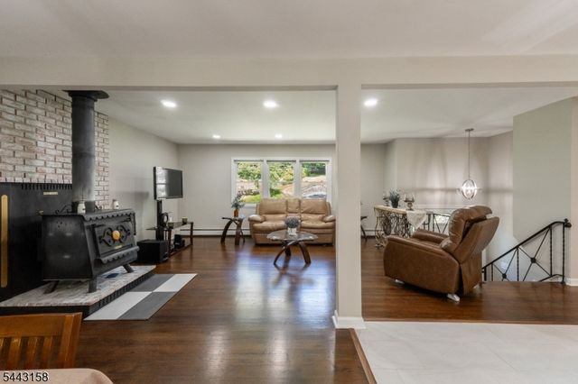 102 Andover Sparta Rd, Andover Twp., NJ 07860